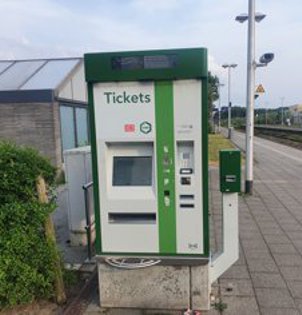 Fahrkartenautomat Gleis 1 am Bahnhof Geldern