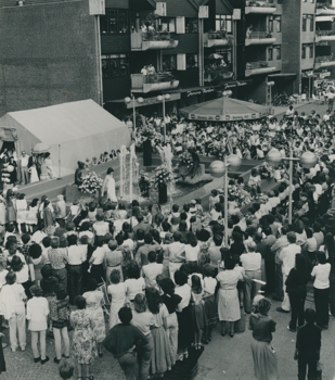 Modenschau in der Glockengasse 1981. StA Geldern, Fotosammlung, BS 64. Fotograf: H. Bosch.