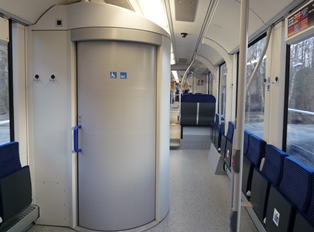 Behindertengerechte Toilette im Regionalexpress