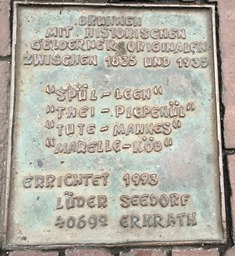 Brunnen mit Gelderner Originalen Schild