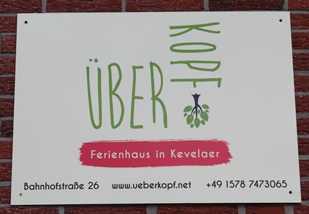 Türschild Unterkunft Überkopf 